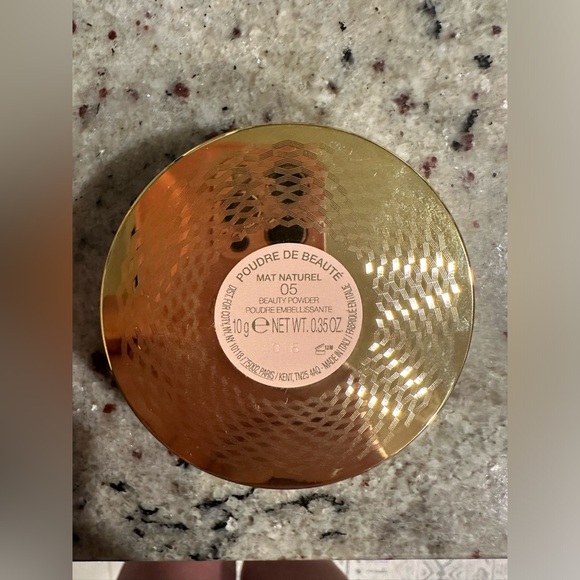 Gucci Matte Powder - Picture 7 of 7